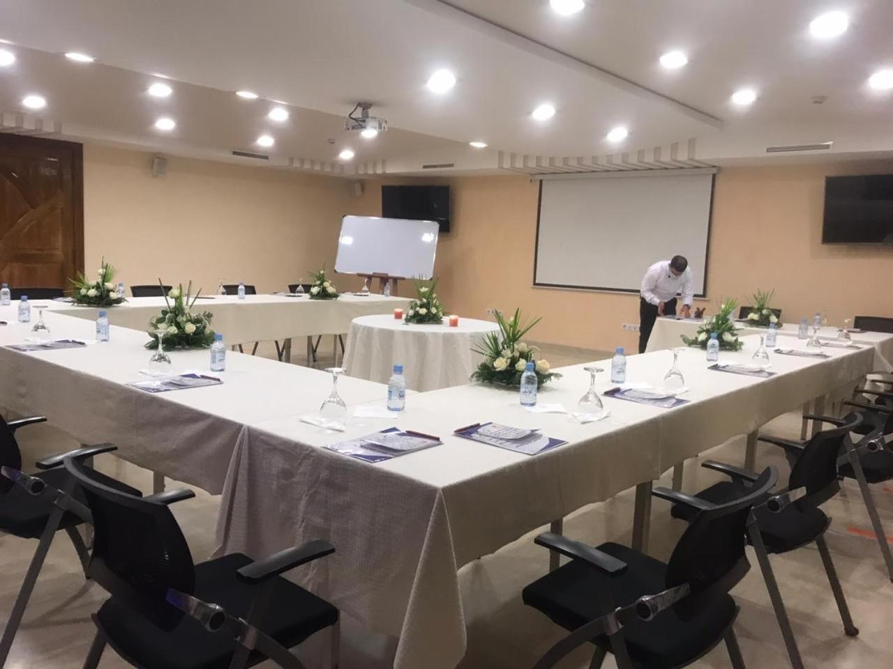 Hotel Malta Μεκνές Εξωτερικό φωτογραφία